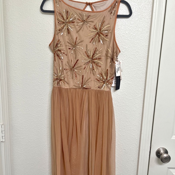 Aidan Mattox Nude Embellished Cocktail Dress Size 12 - Picture 4 of 12